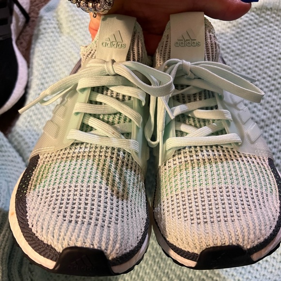 adidas Ultraboost 19 W, Running Shoes for Women size 8 semi new I accept offers - Picture 8 of 11